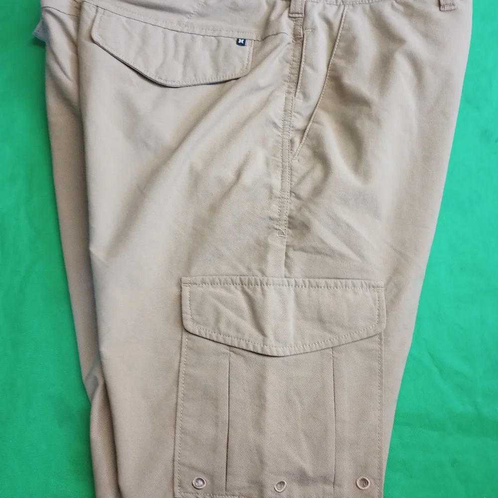 Men's Tan Cargo Shorts - Picture 5 of 8